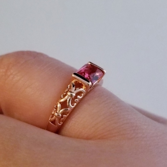 18k Red Horizontal Filigree Band - Picture 8 of 8